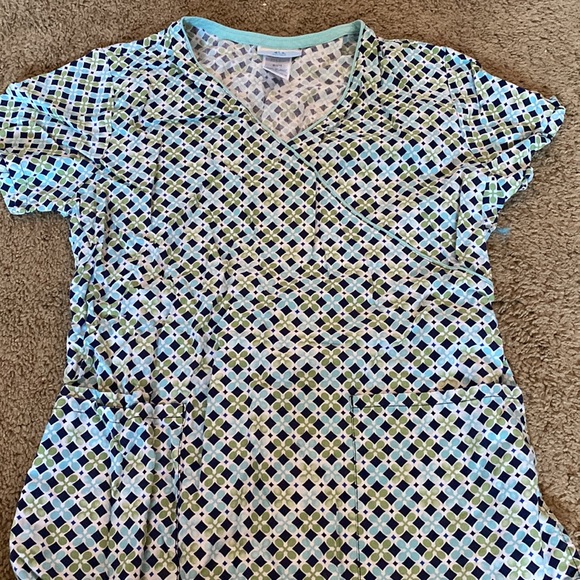 Scrub Set - Picture 2 of 7